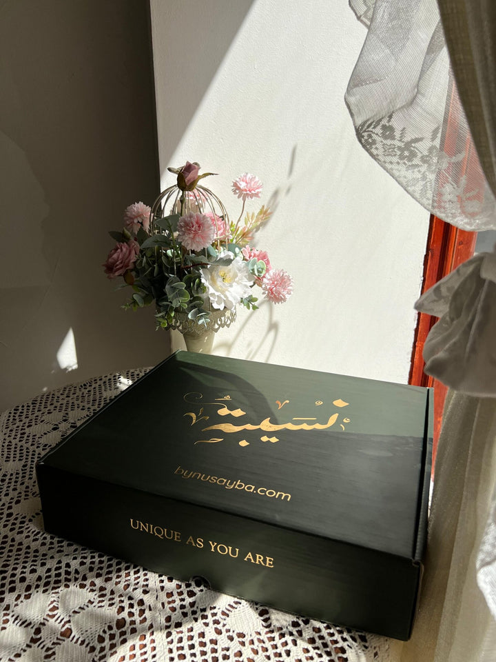 LUXURY Gift box with card